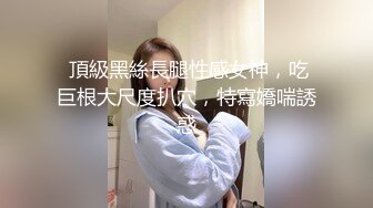 漂亮的小孕妇露脸跟小哥直播赚奶粉钱，奶子胀的很大月份不小被小哥玩逼看特写，给小哥口交大鸡巴非常精彩