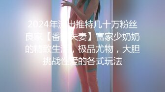 小姐姐Cosplay的装扮真的很带感 一会古装美女 一会机甲战士 让人意乱情迷的