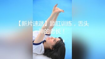 妈妈高潮了一直要。妈妈：好舒服啊，干嘛呀快点插进来，搞得我痒死了讨厌。儿子：想让儿子操啊？那就快说，这是儿子出来的地方！