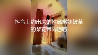 【快递小妹】菜鸟驿站露出，取快递人来人往，大尺度，业主就在背后都敢露，超刺激 (4)