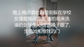 巨型坦克熟女 · 快手 艳南飞 · 居家做爱，自慰，啪啪内射，味道肯定很骚 妈妈级别淫叫 (3)