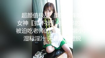 70后美妈妈 ·不惧时光优雅到老~ 很有气质很有品味，车库和弟弟乱伦，精液堵塞了骚穴！