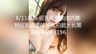 【Stripchat】气质美乳少妇女主播「HaleyLyon」哺乳期开播捏捏奶子就能挤出奶水