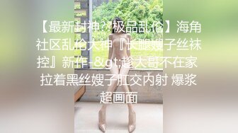 猛男约操大奶子甜美极品兼职小姐姐，腰细美臀蹲着舔屌，口活很棒沙发上操，抬起腿正入猛插【MP4/404MB】